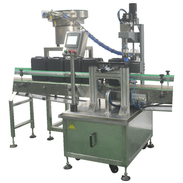 10L Plastikflaschenversiegelungsmaschine für 750 Eimer pro Stunde 5 Düsenfüllung und Etikettierung