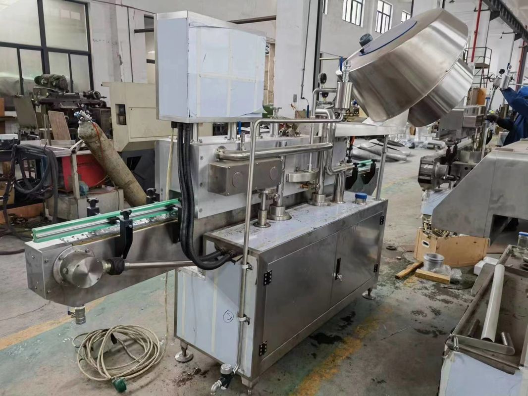 Videountersuchung Automatische Dampf-Vakuumkappenmaschine für Glasflaschen