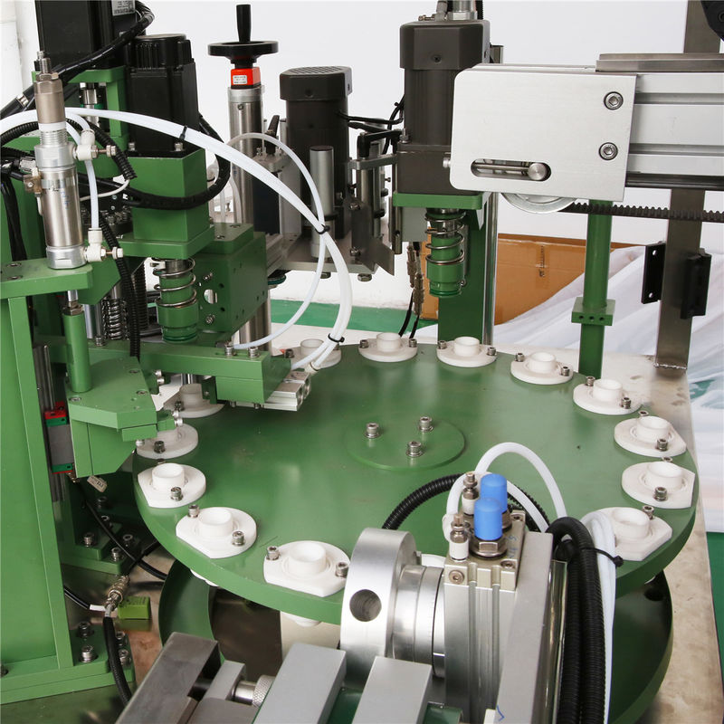 Automatische Füllmaschine für kleine Flaschen