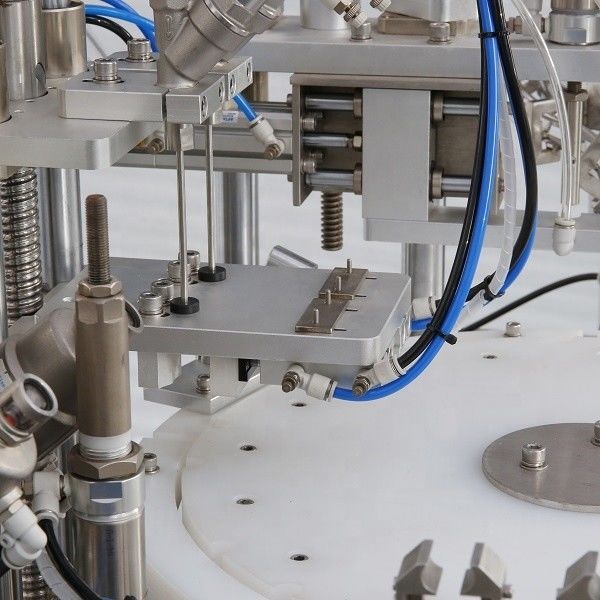 Vollautomatische Gel-Spritze-Füllmaschine für eine präzise Füllgenauigkeit von ± 1 ml