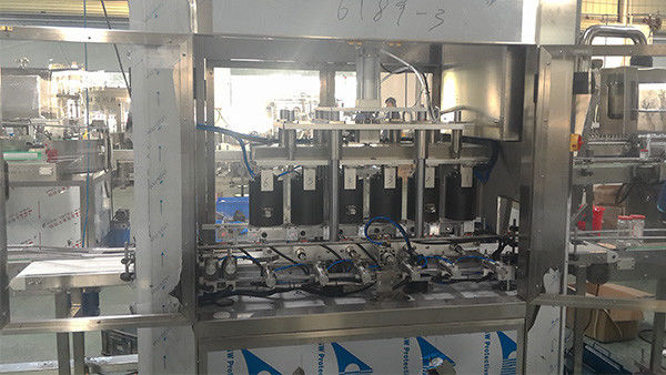 Motorgetriebene Servo-Typ-Fahrseil-Flaschenverschlussmaschine mit einem Druck von 0,6-0,8 MPa